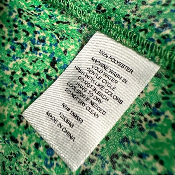 Carolina Belle | Green Polyester Blouse Size Small - Picture 7 of 9